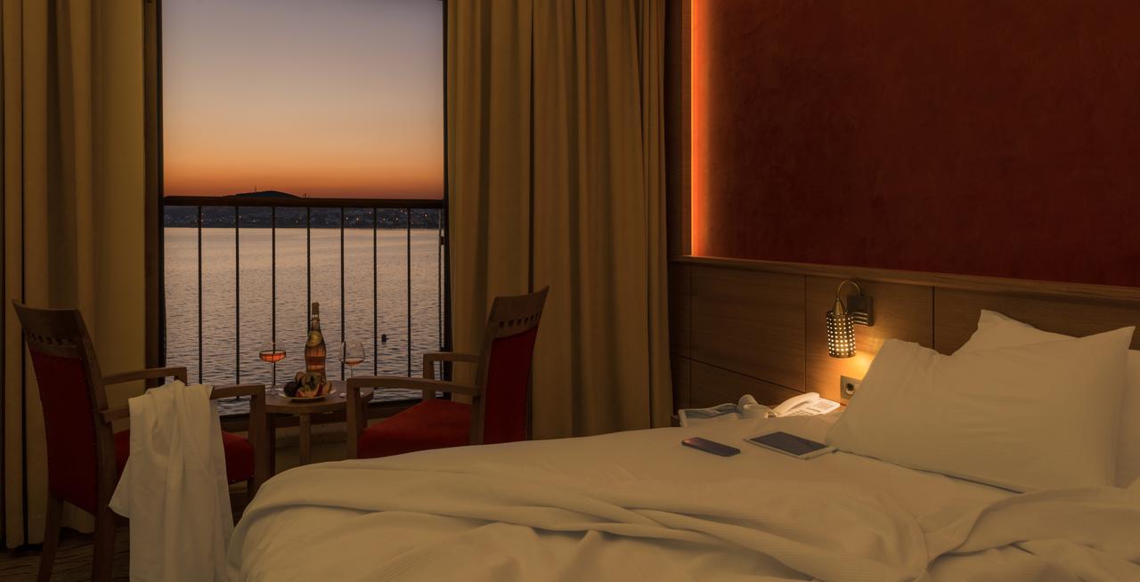 Bacacan Otel Ayvalik Bagian luar foto
