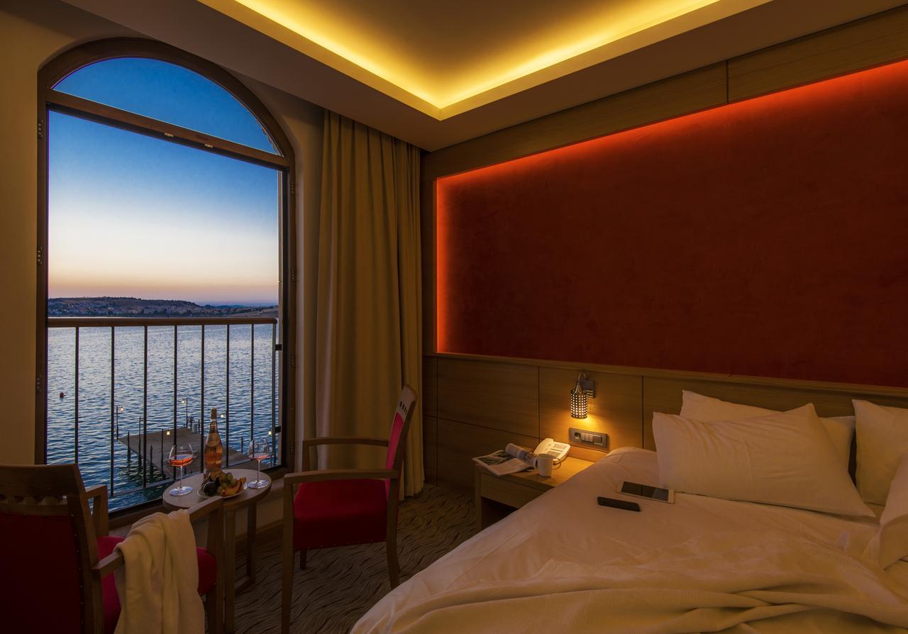 Bacacan Otel Ayvalik Bagian luar foto